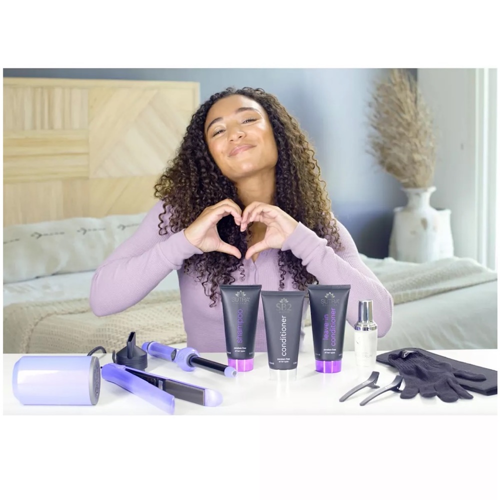 11-Pc. Accelerator Bundle Set, Hair straightener,curler and hair blow dryer - Picture 3 of 4